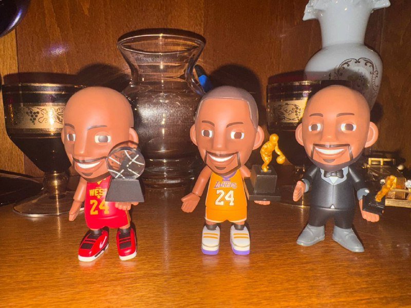 Коллекционные мини-статуэтки Коби Брайанта 2