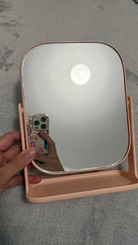 Настольное зеркало