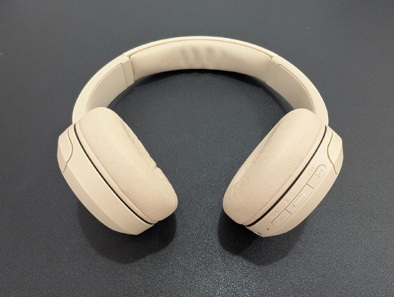 клавиатура Logitech MX KEYS S, наушники Sony WH-CH520, Samsung Galaxy Buds 2, Samsung AKG 2