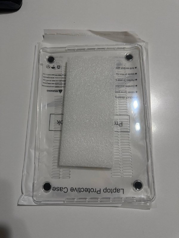 Защитный кейс чехол на MacBook Pro 13.3 дюйма