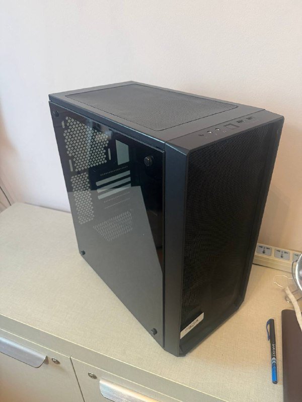 Корпус Fractal Design Meshify C TG, блок питания Zalman ZM850-EBT 850W 2