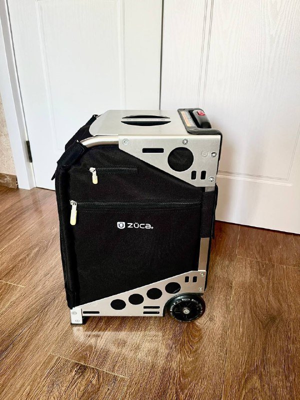 Кейс-чемодан визажиста ZÜCA Pro Artist Makeup на колесах 3