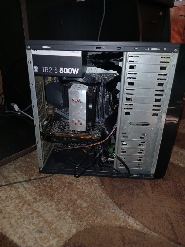 Игровой ПК, процессор i5-10400, 16GB RAM, RX 570 8GB 2