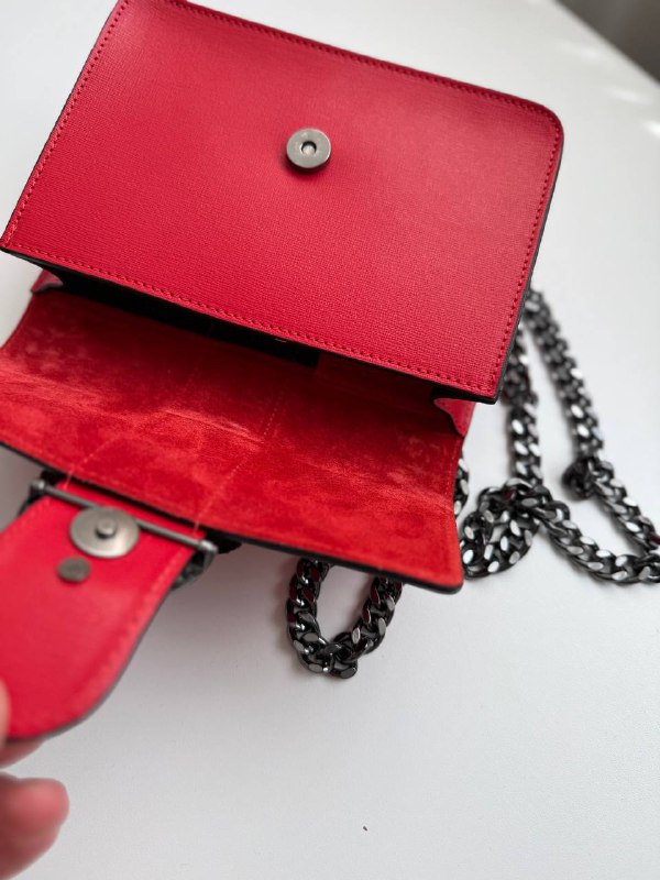 Сумка из натуральной кожи красная с цепочкой 3