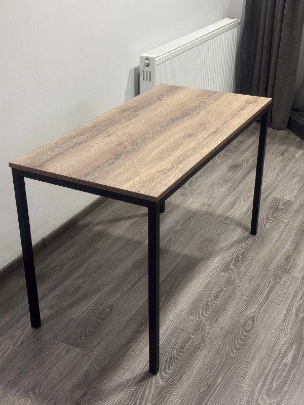 Стол 130x65 см