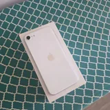 iPhone SE (2020) 64GB White 2