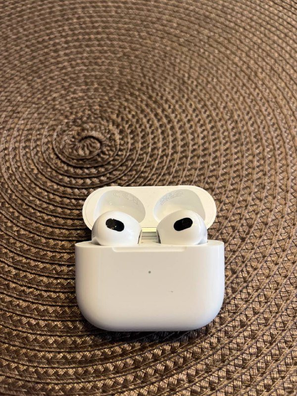 AirPods 3, оригинальный чехол GUESS в подарок