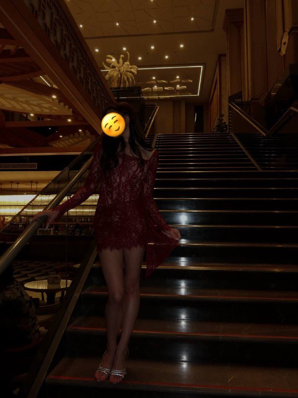 Эффектное женское платье размер XS-S