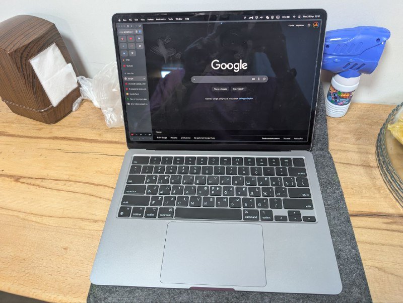 MacBook Air M2 16GB RAM 512GB SSD space grey 2