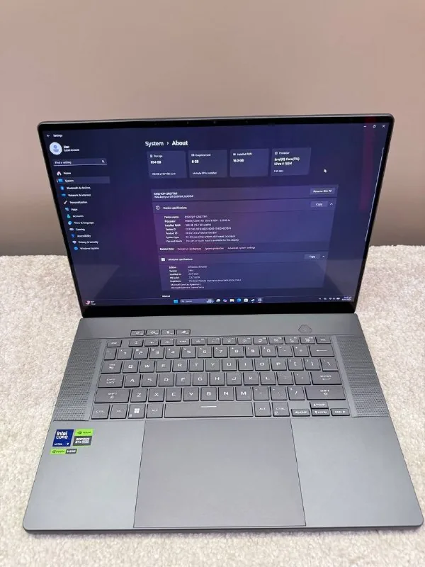 Asus ROG Zephyrus G16 1