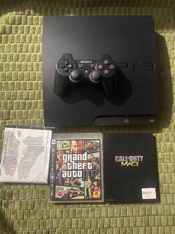Sony PS3 игровая приставка с играми Grand Theft Auto IV, Call of Duty