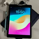 iPad 6th Gen 32 ГБ 7