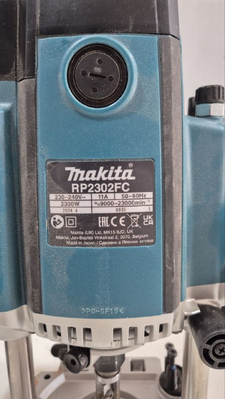 Makita RP2300FC фрезер 2300w 2