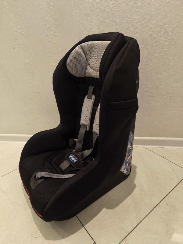Детское автокресло Chicco 9-18 кг 3