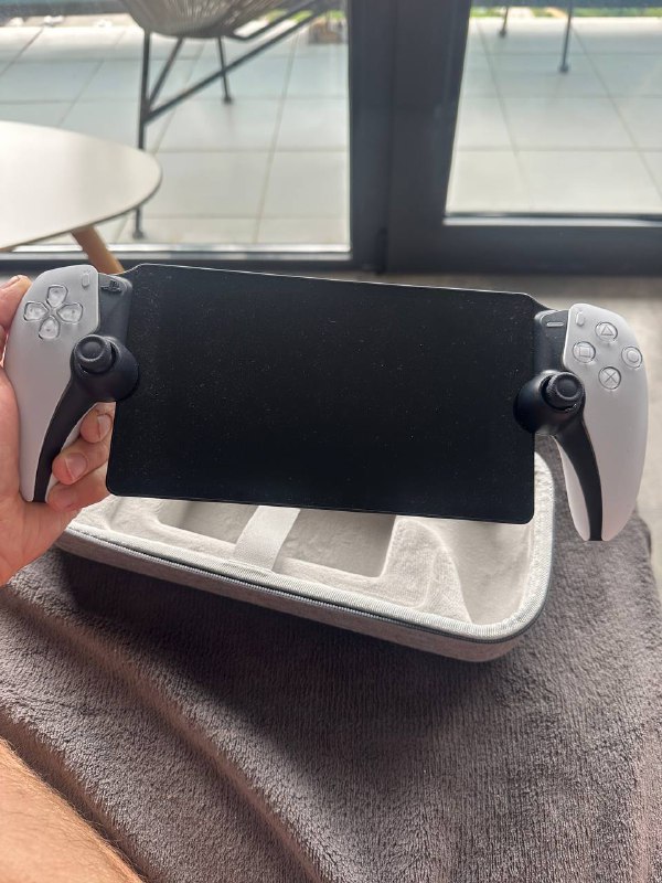 PS портативная игровая консоль с чехлом