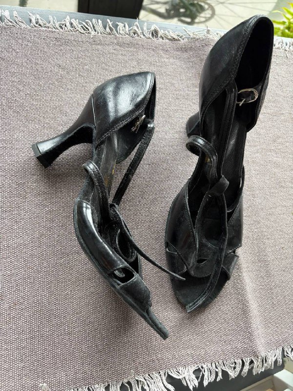 Туфли танцевальные