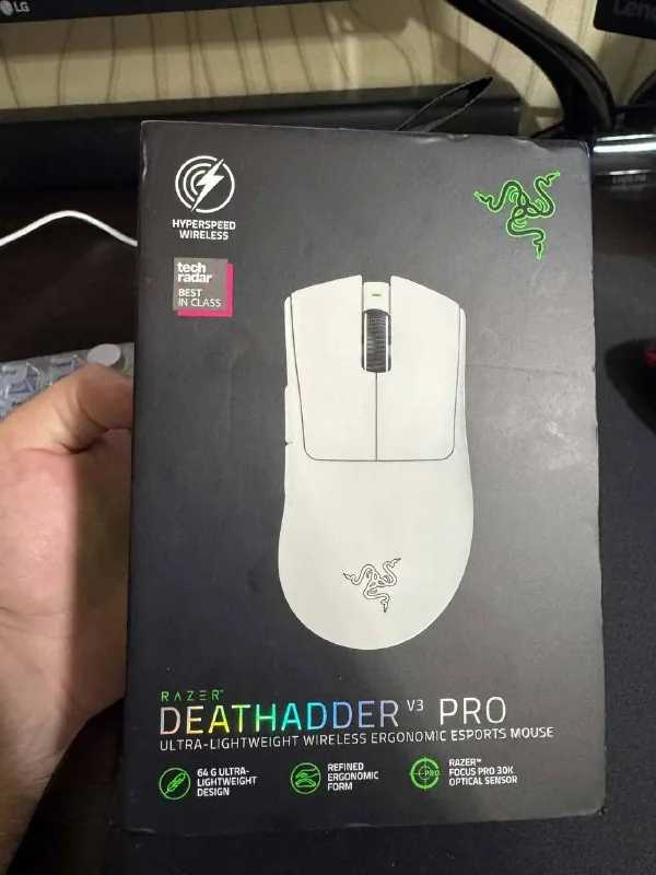 Мышь Razer DeathAdder V3 Pro 1