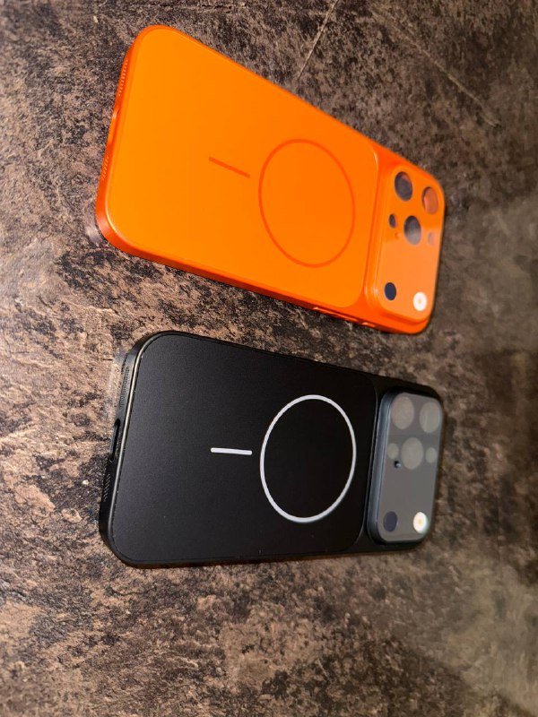 Чехлы на iPhone 16 Pro Max, два