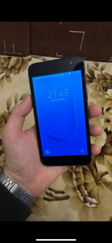 iPhone 12 mini, Samsung Galaxy A10s, Samsung Galaxy J2 Core, AirPods 3, Зарядный кейс, Левый наушник 6