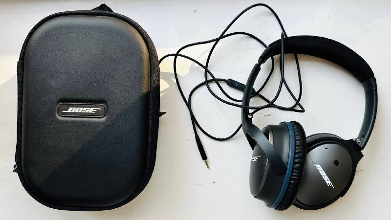 Bose QuietComfort 25 черные наушники