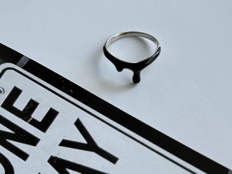 кольцо серебро и чёрная эмаль