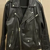 Кожаная куртка Zara 1