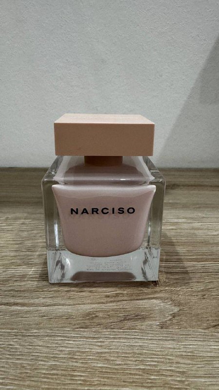 Парфюм Narciso Rodriguez, Rabanne lady million, Yves saint Laurent Libre