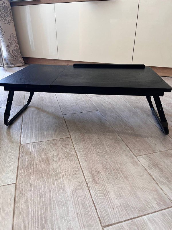 столик для ноутбука, фитнес-резинки, костыли