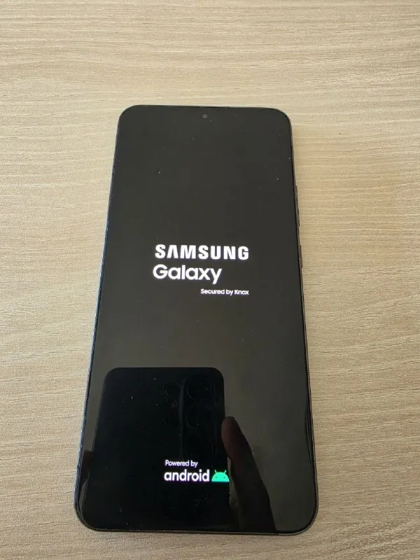Samsung Galaxy S22+ 5G 8/256 ГБ 1