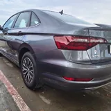 Volkswagen Jetta 2