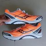 Беговые кроссовки Saucony ProGrid Mirage 2
