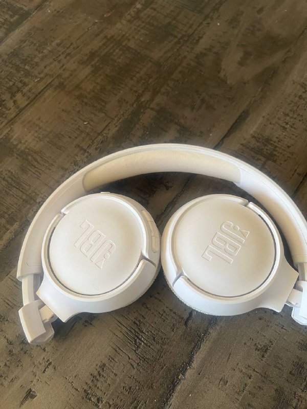 Беспроводные наушники JBL, Боксерские перчатки 2