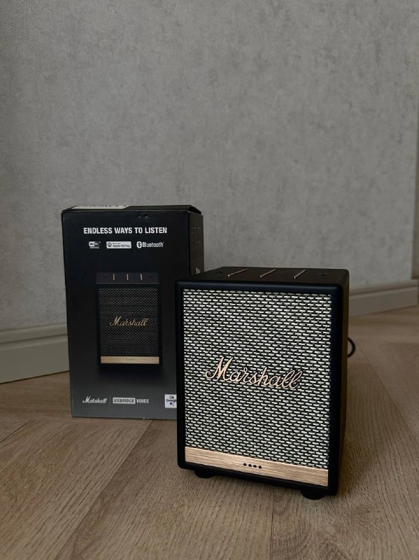 Колонка Marshall Uxbridge Voice Bluetooth Wi-Fi 5
