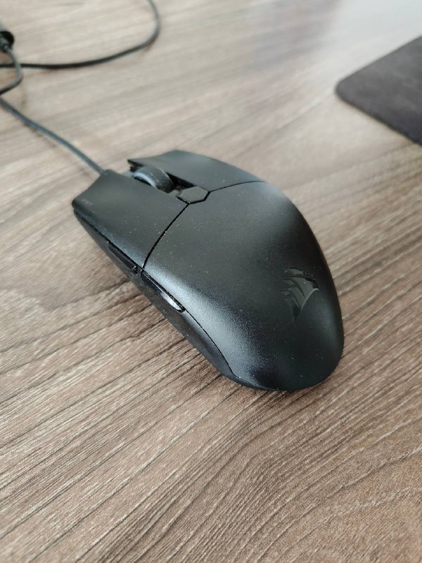 Asus TUF A15 laptop with Razer mouse and mat 3