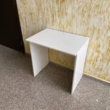 Небольшой рабочий столик 1