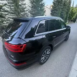 Audi Q7 7