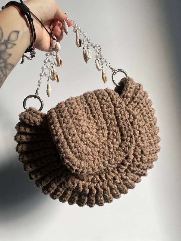 Вязаная сумка ручной работы