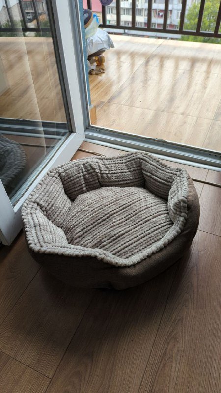 Лежанка для кошки или небольшой собаки