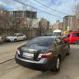 Toyota Camry 2.4 Hybrid 2