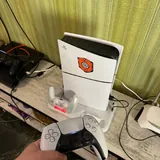 PS5, Apple Watch SE, iPhone SE, руль, наушники 1