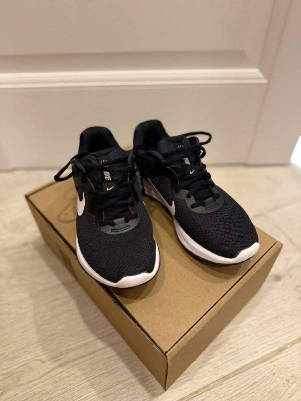 Кроссовки Nike 36-37, кроссовки ASICS 38