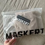 Женский спортивный костюм бежевого цвета 5