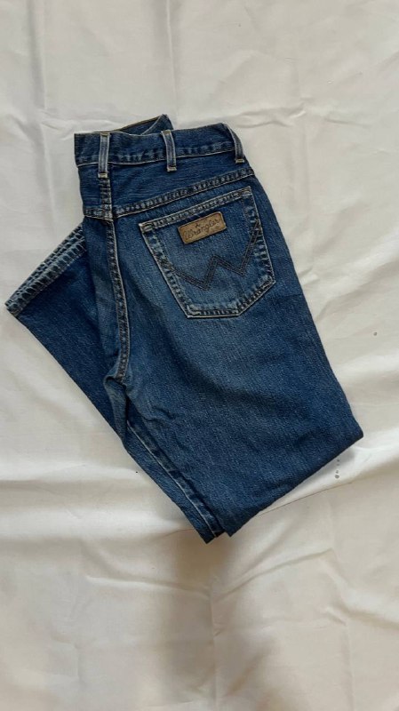 Джинсы Wrangler синие, бежевые 2