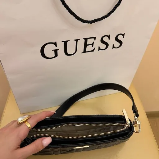Сумка Guess