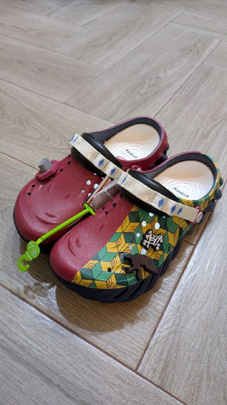 Crocs Demon Slayer Giyu оригинал размер M US10 новые