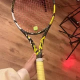 iPad Pro 12.9" (M2, 256GB, Wi-Fi), теннисная ракетка Babolat Pure Aero 3