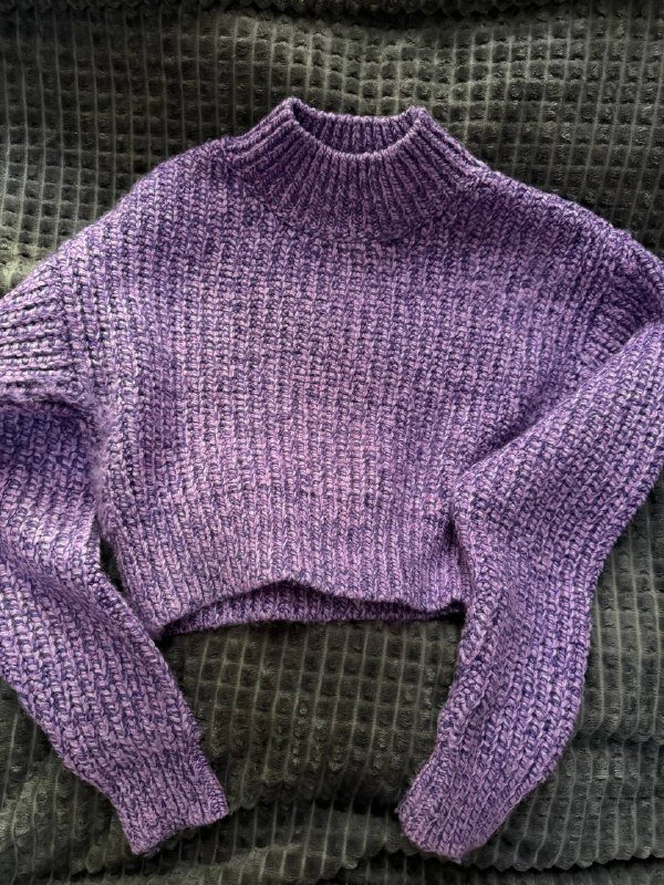 куртка The North Face, бомбер Pull and Bear, кроссовки Adidas, джемпер, рубашка Zara, жакеты, джинсы 5