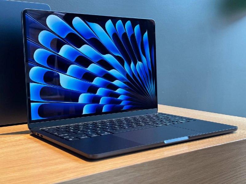 Macbook Air M3 8/256