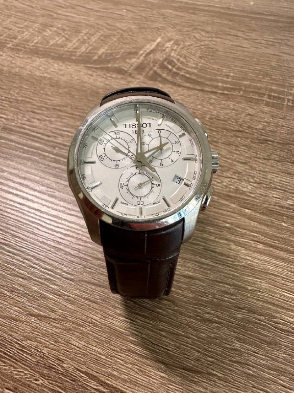 Часы Tissot Couturier Chronograph