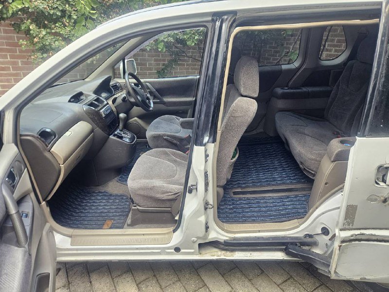 Mitsubishi RVR 2000 года 7